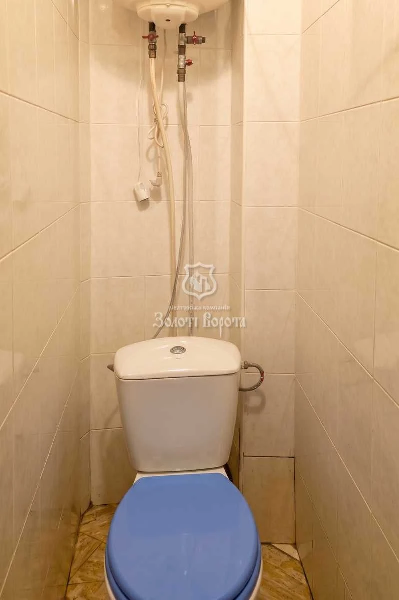 2-Room Apartment, Roman Ratushnyy Street, 12, Solomyanka