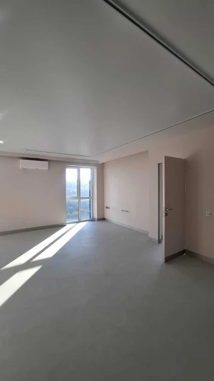 For Sale: 3-room apartment, 88 sq m, renovated, Victory - 1, Mandrykov Street
