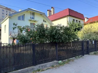 Дом. Львов, улица Шполянская