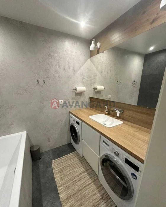 Продажа шикарной квартиры возле Victoria Gardens