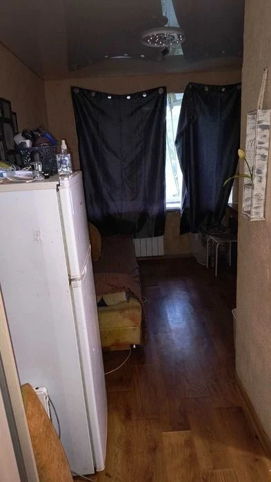I will sell a room of 13m2 1/5 in a residential area in the city of Armiyskaya for 5000 rubles.