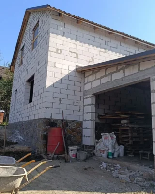 Продажа дома в районе Бучм, городская регистрация! 49000$