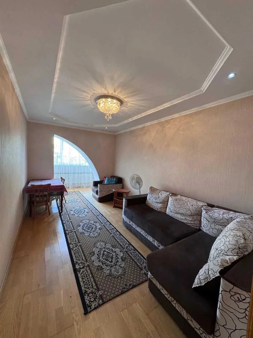 Продам 2 кімнатну квартиру біля річки ( Пасічна)