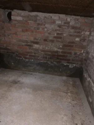 Капітальний цегляний гараж