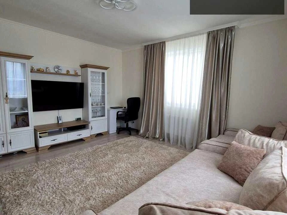 Apartment. Uzhgorod, Kapushanska St.