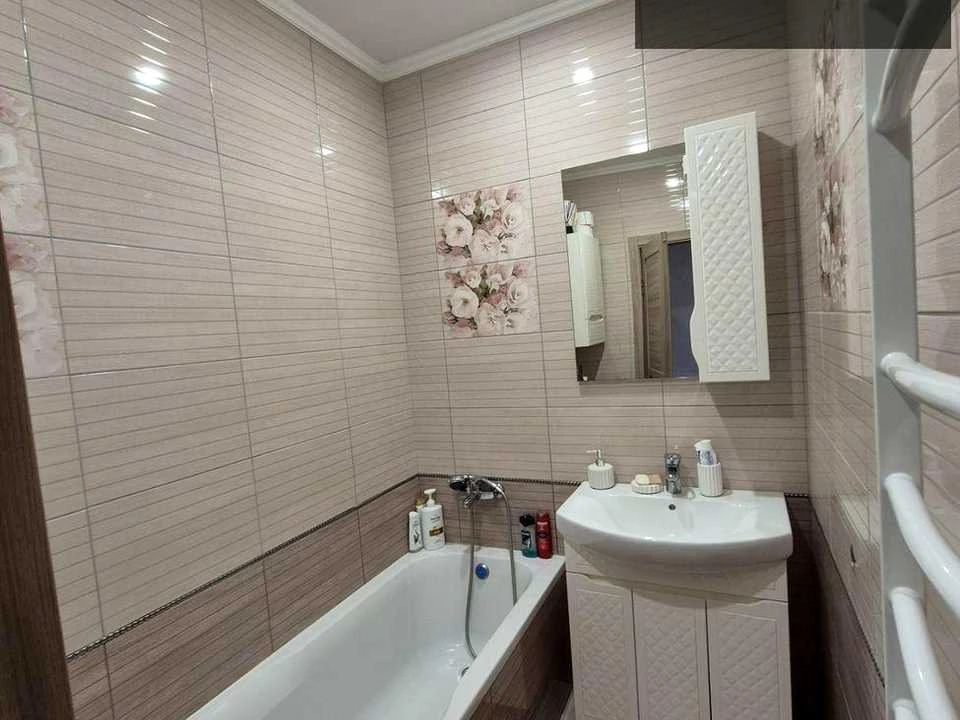 Apartment. Uzhgorod, Kapushanska St.