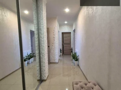 Apartment. Uzhgorod, Kapushanska St.