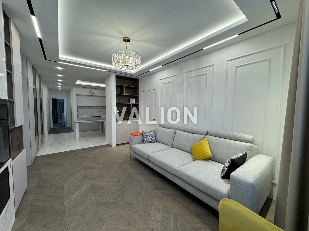 For sale 4-room apartment with renovation, V. Lypkivskoho St. 37b Dyna