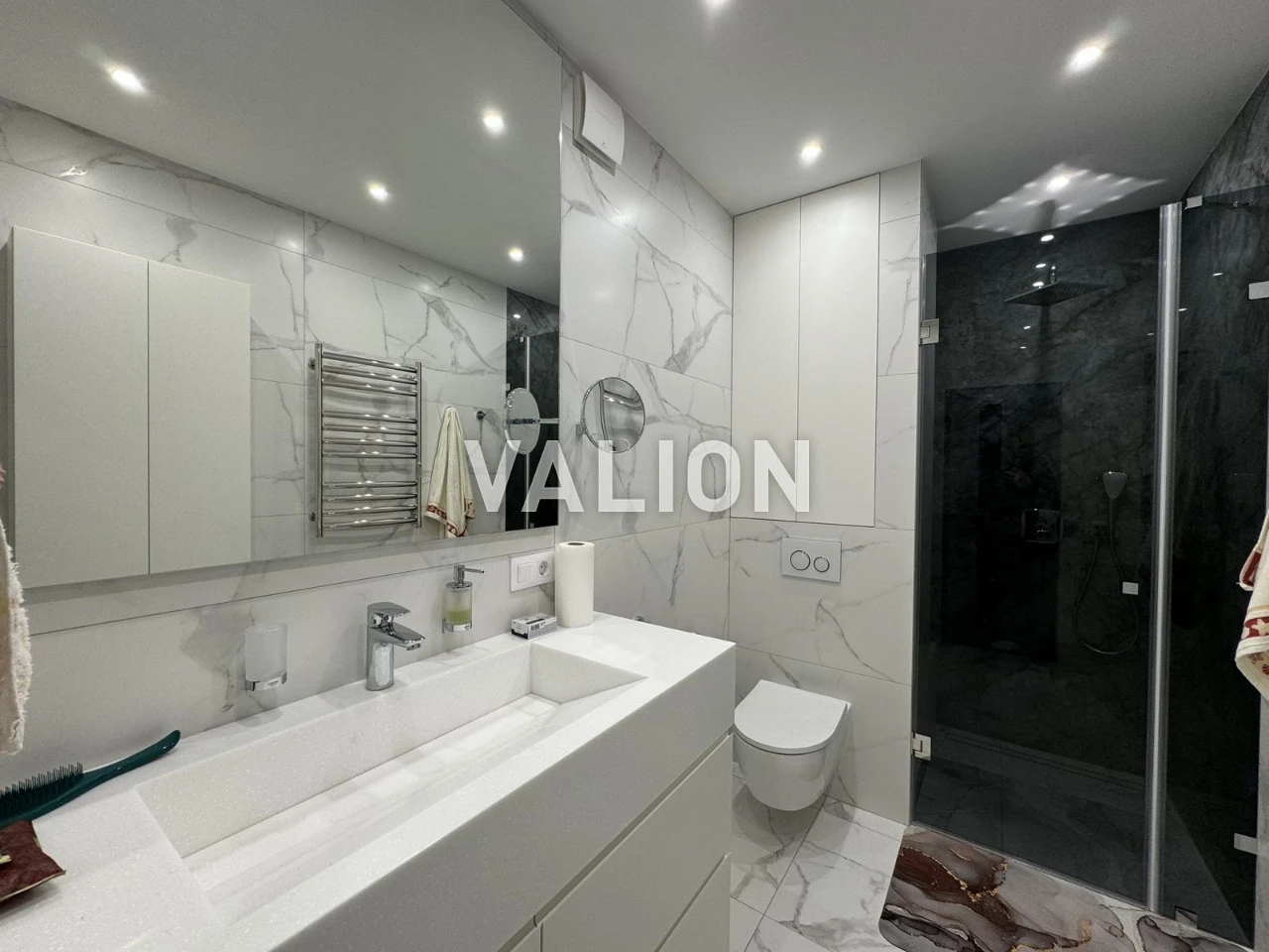 For sale 4-room apartment with renovation, V. Lypkivskoho St. 37b Dyna