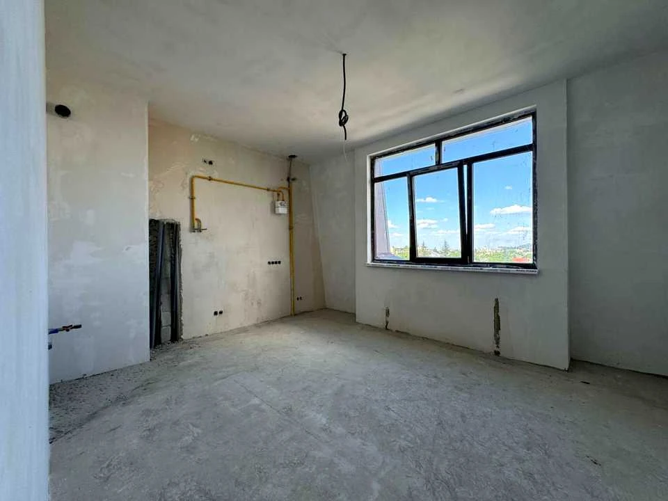 Apartment. Igor Yukhnovsky Avenue, Lviv