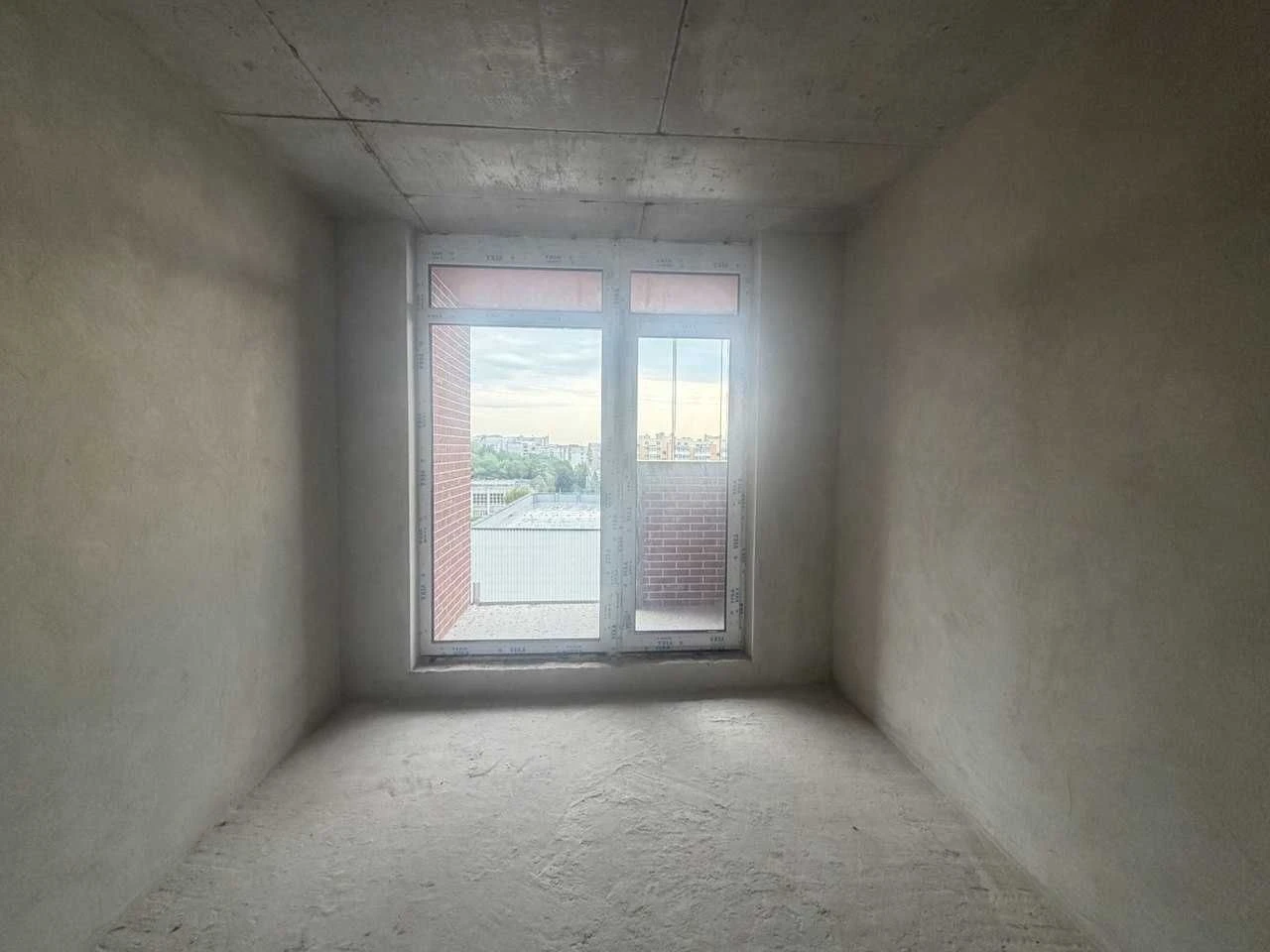Sale of a 1-bedroom apartment in the Auroom Air residential complex on Topolna Street