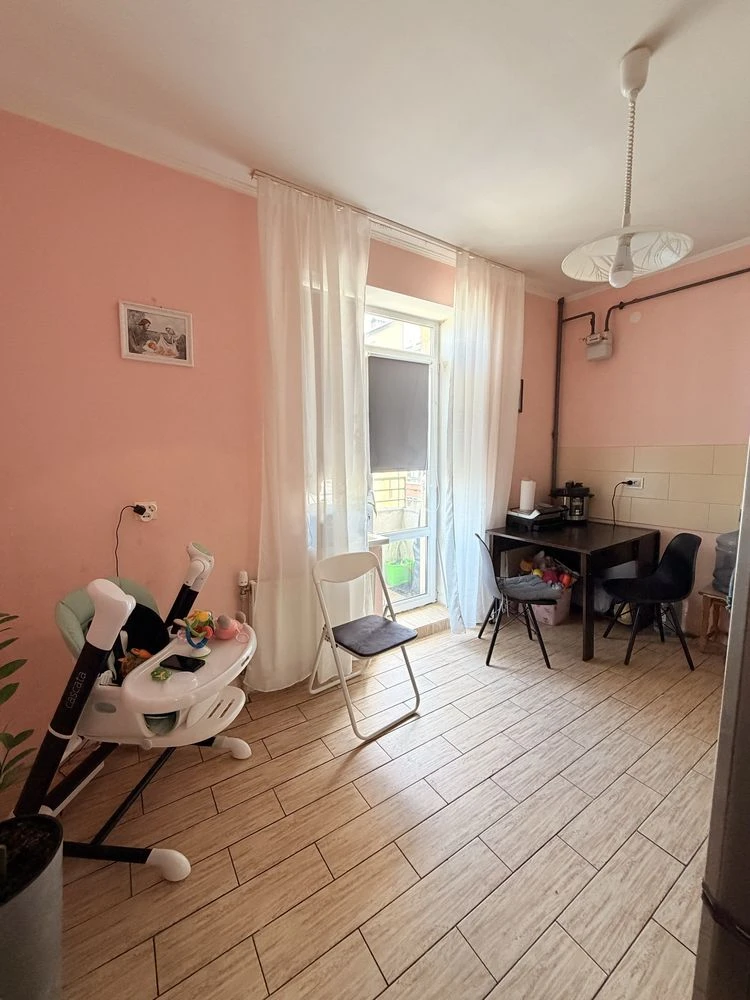 1-bedroom apartment in Zubra / From OWNER!!