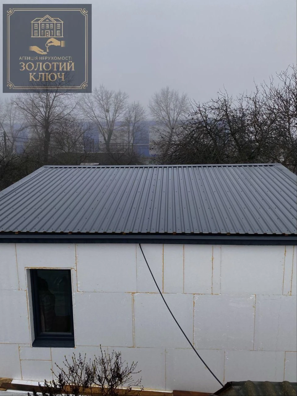 Продам двоповерховий будинок Новомиколаівка