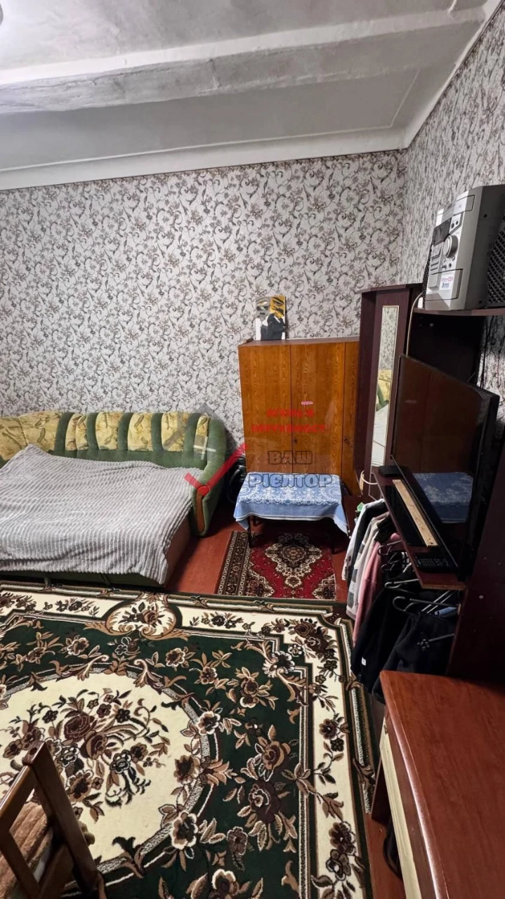 Продаж частини будинку в ЦЕНТРІ міста з чудовим двориком!