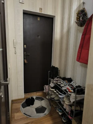 For Sale: 2-bedroom apartment in Kyiv, Solomyansky district, V. Havel street.