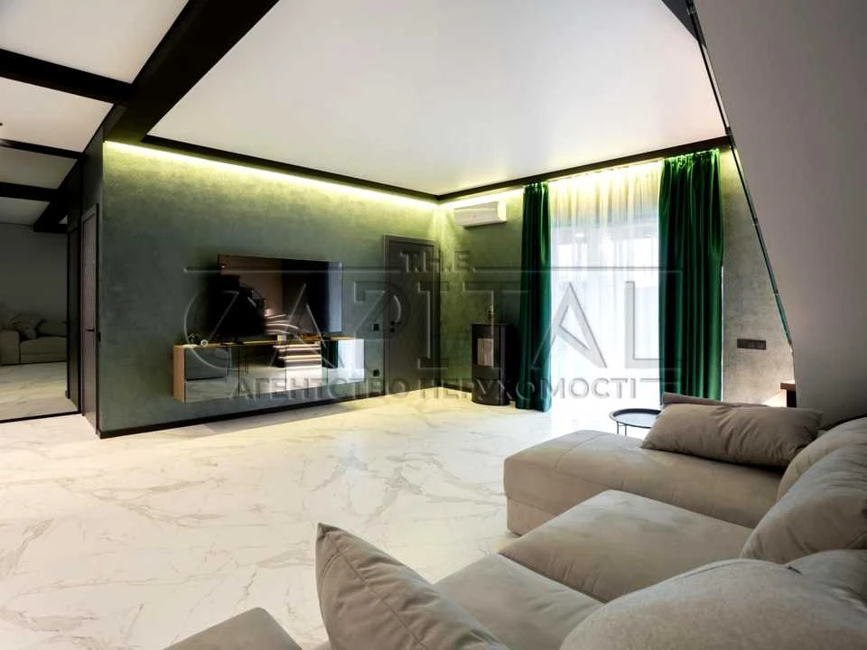 House. Kyiv, 99 Sadova Street