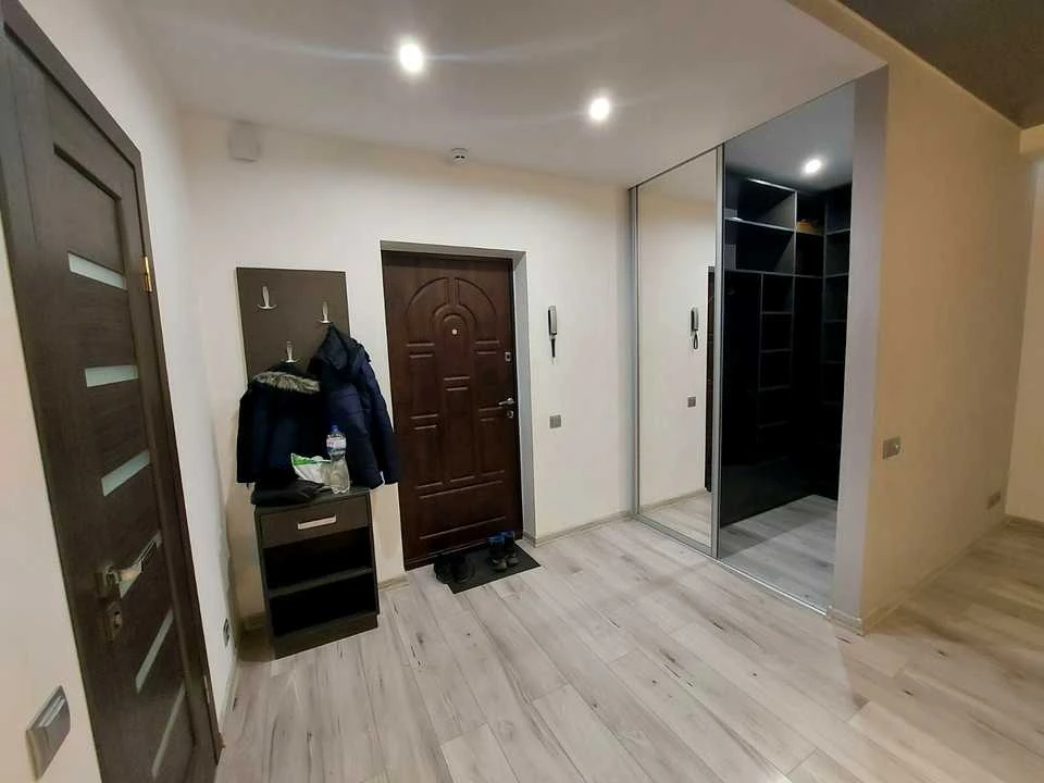 Apartment. Kostandi Street, Odessa
