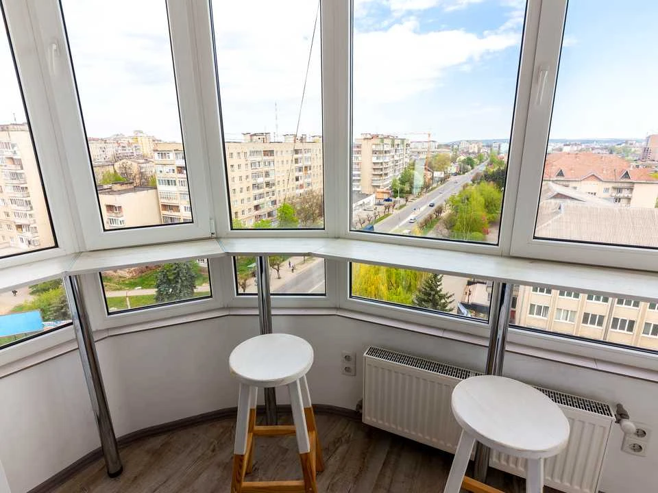 Apartment. Ivano-Frankivsk, Eugene Konovalets Street