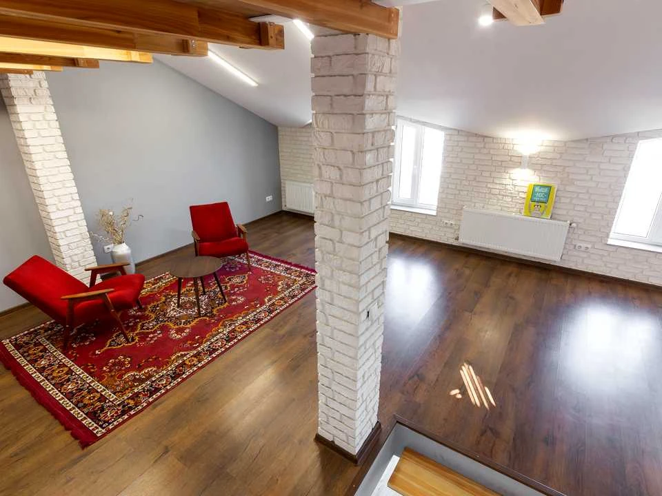 Apartment. Ivano-Frankivsk, Eugene Konovalets Street