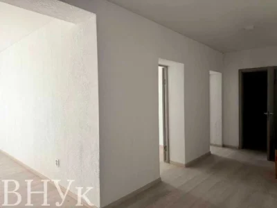 Apartment. Uzhgorod, Oleksandra Hiri Street