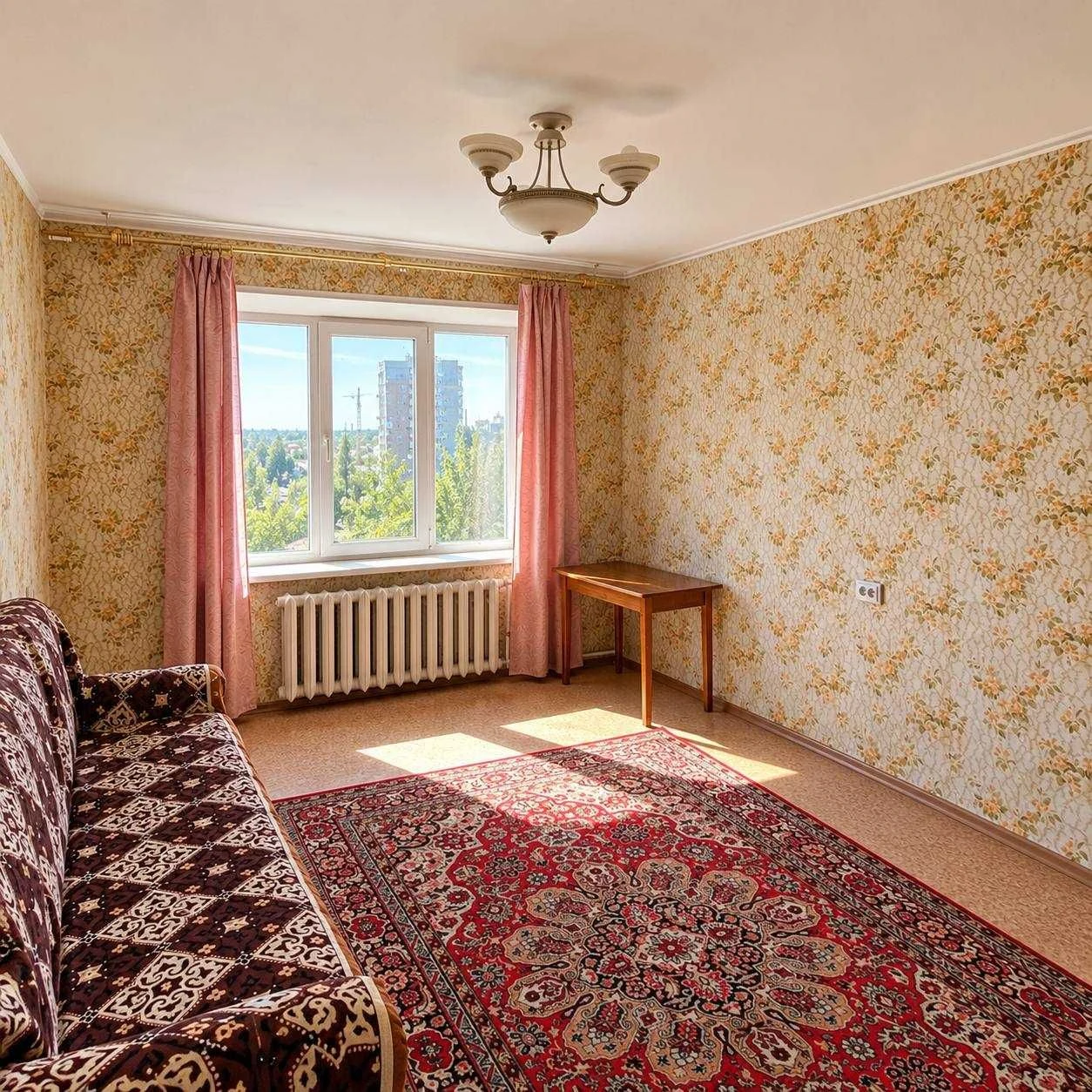 For Sale: Large 3-Bedroom Apartment in Topola 3, Dnipro