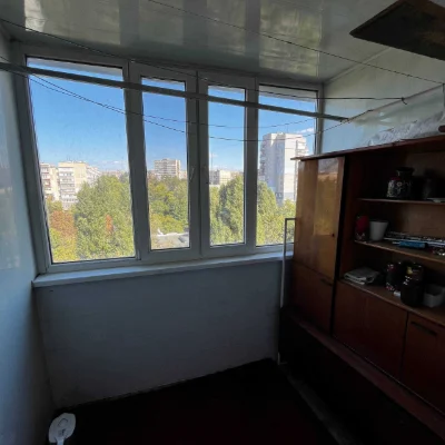 For Sale: Large 3-Bedroom Apartment in Topola 3, Dnipro