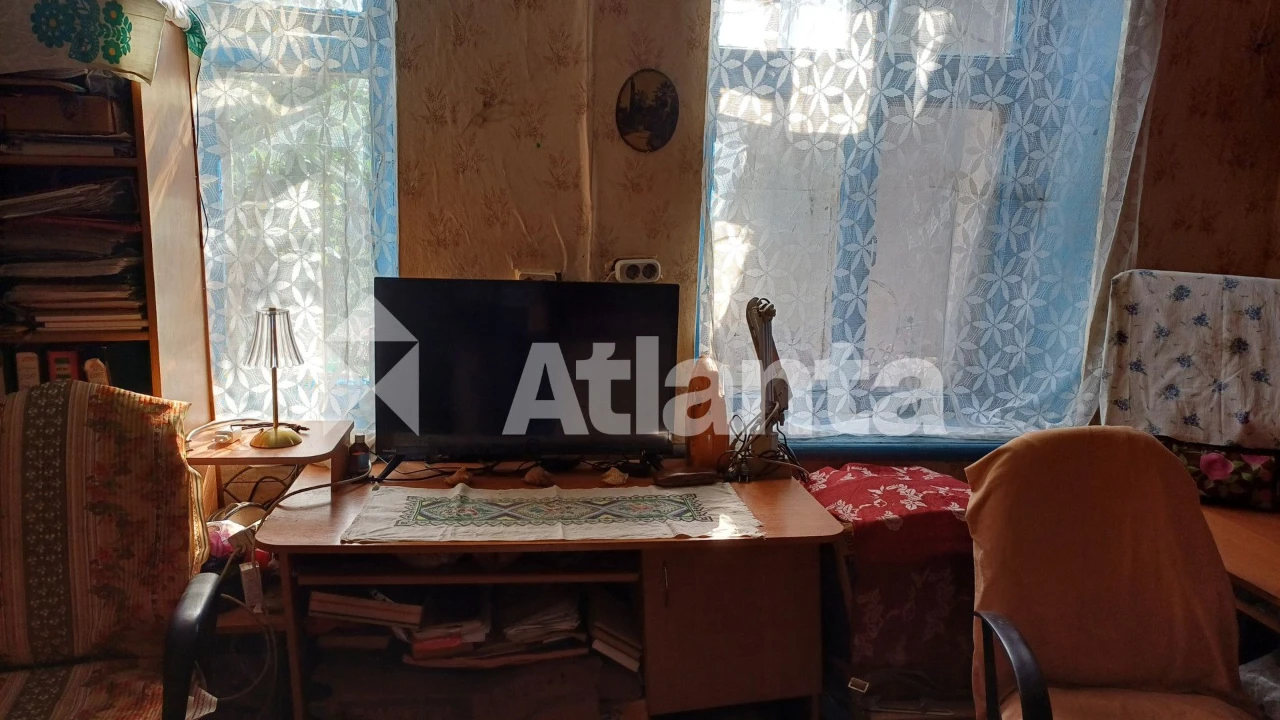 Частина будинку на Левитана/ 6 станція Люстдорфської дороги/ Таїрово