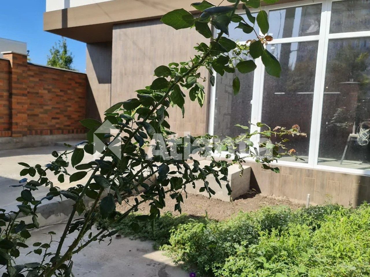 Новый дом 120м2 в стиле хай-тек на Вавилова
