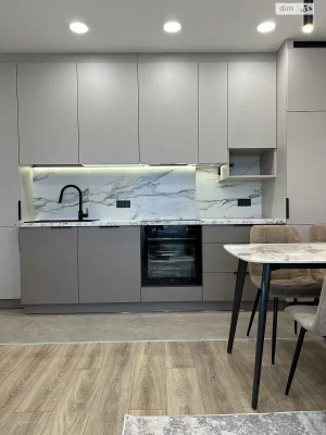 Long-Term Rental Apartment in Syrets'