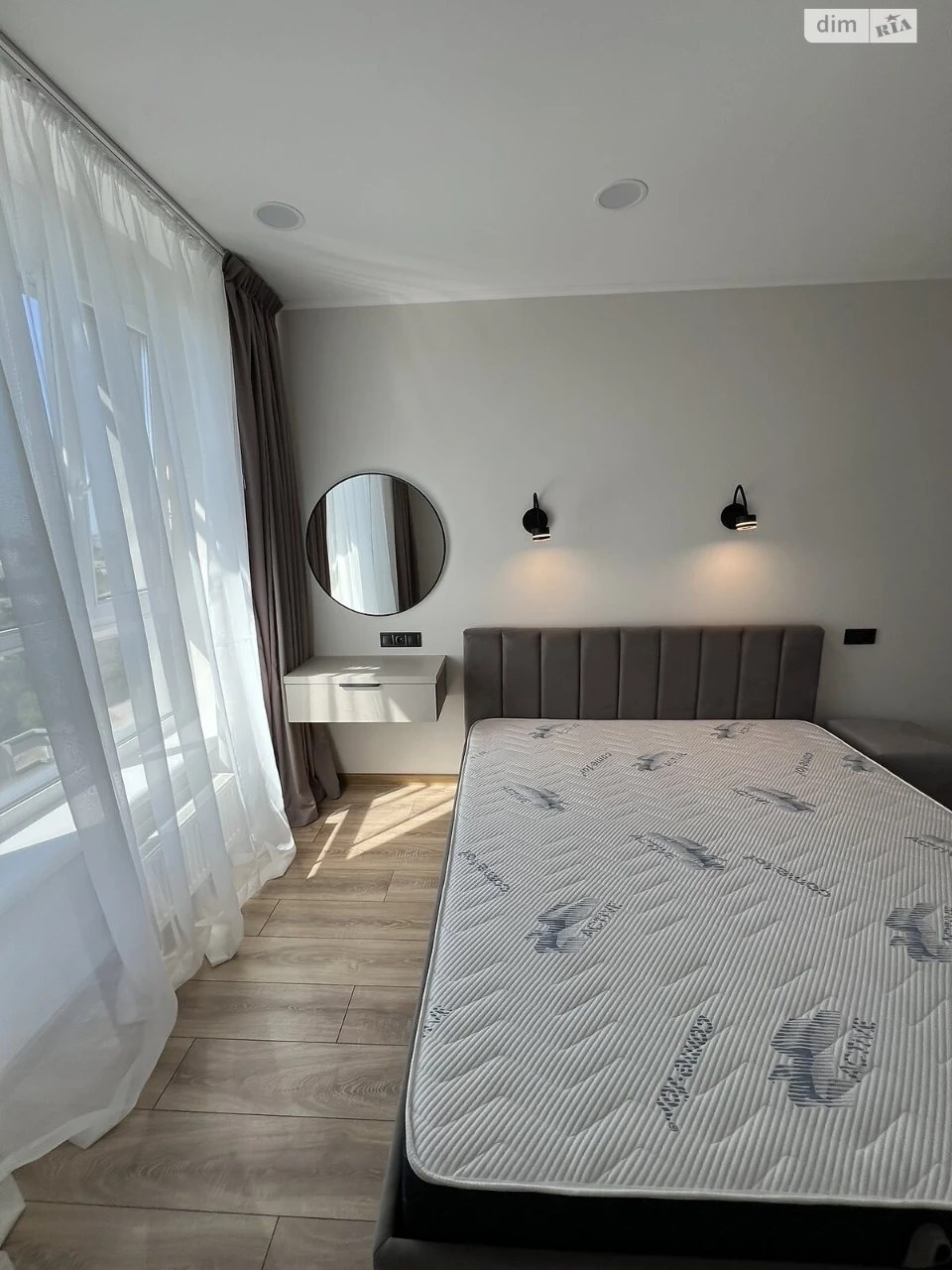 Long-Term Rental Apartment in Syrets'