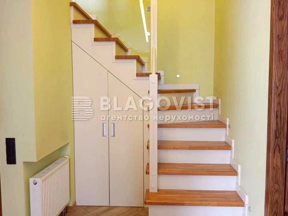 Квартира. Київ, Регенераторна вул.