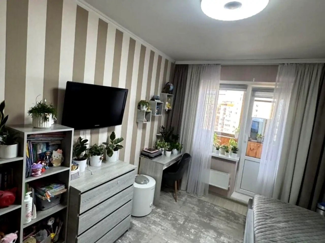 Продаж квартири 1-кімн. 34 м² 9/9 пов.