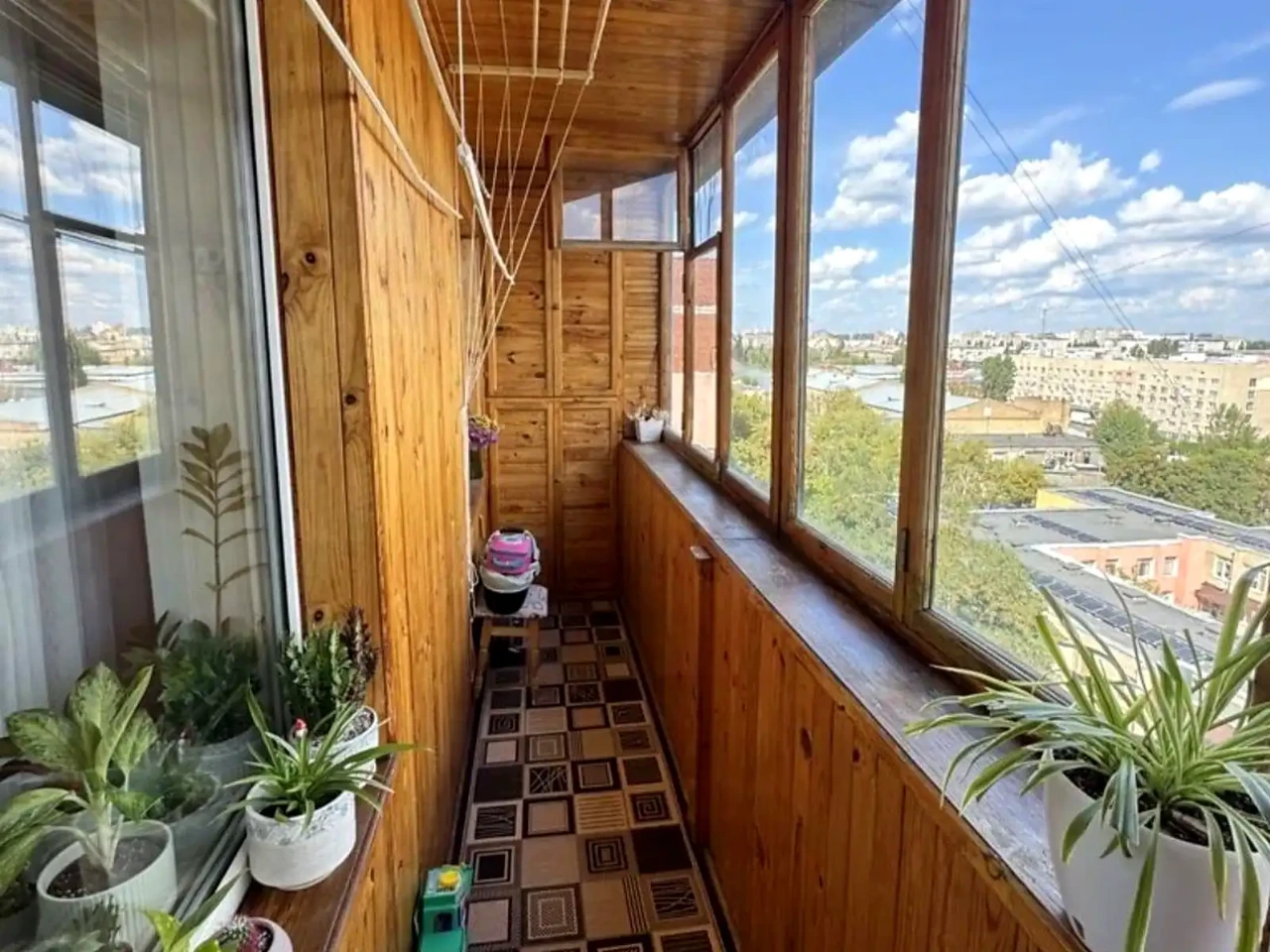 Продаж квартири 1-кімн. 34 м² 9/9 пов.