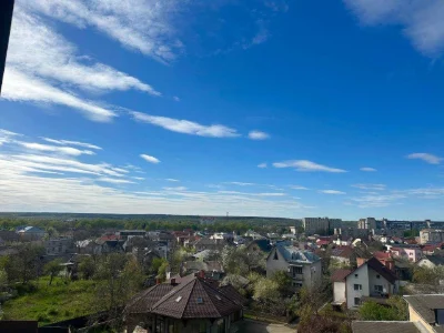 Просторная 3-комнатная квартира рядом с городским озером – отличное предложение