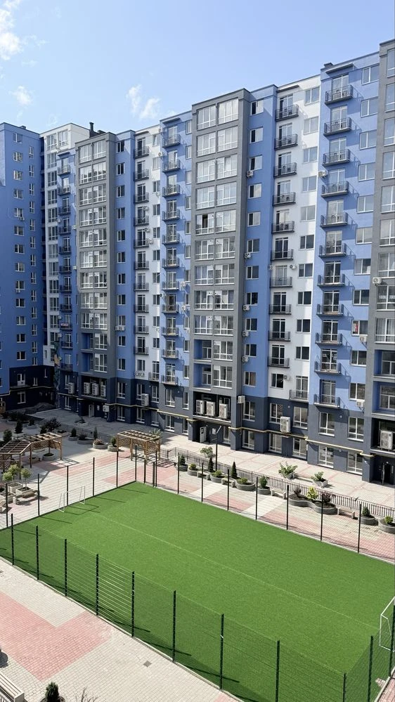 Selling 2-bedroom apartment 60 m² in the "Knyzhyn" residential complex