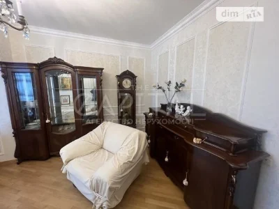 Sale of 3-room apartment 101 sq. m. on Bulvarno-Kudryavska 11 street