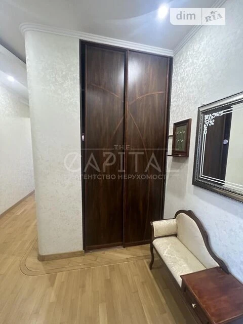 Sale of 3-room apartment 101 sq. m. on Bulvarno-Kudryavska 11 street