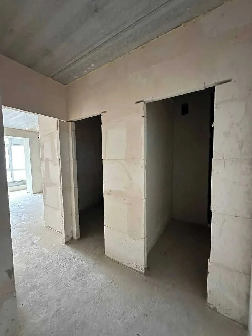 Продаж 2кім. квартири Містечко центральне,здана