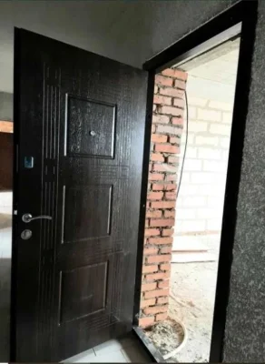 Sale of a 1-bedroom apartment 39 m² with panoramic windows and individual heating