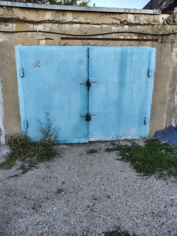 Продается гараж в кооперативе "Промінь" в Корабельном районе