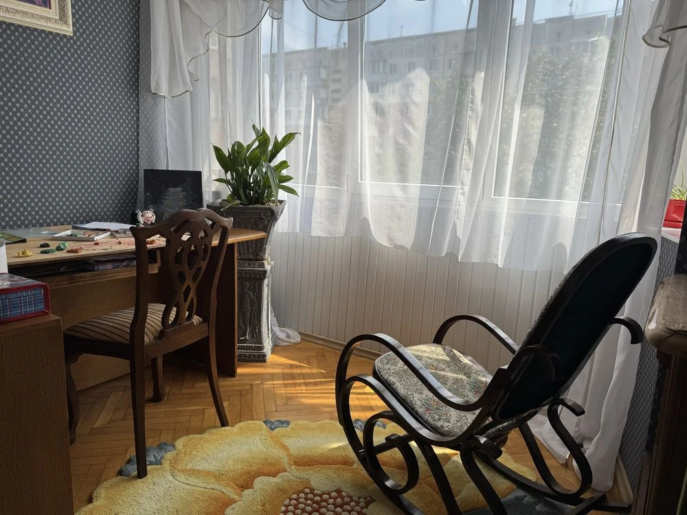 For Sale: 4-Bedroom Apartment in Graviton