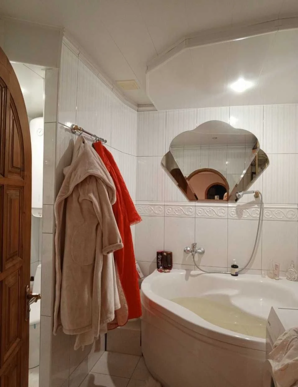 For Sale: 4-Bedroom Apartment in Graviton