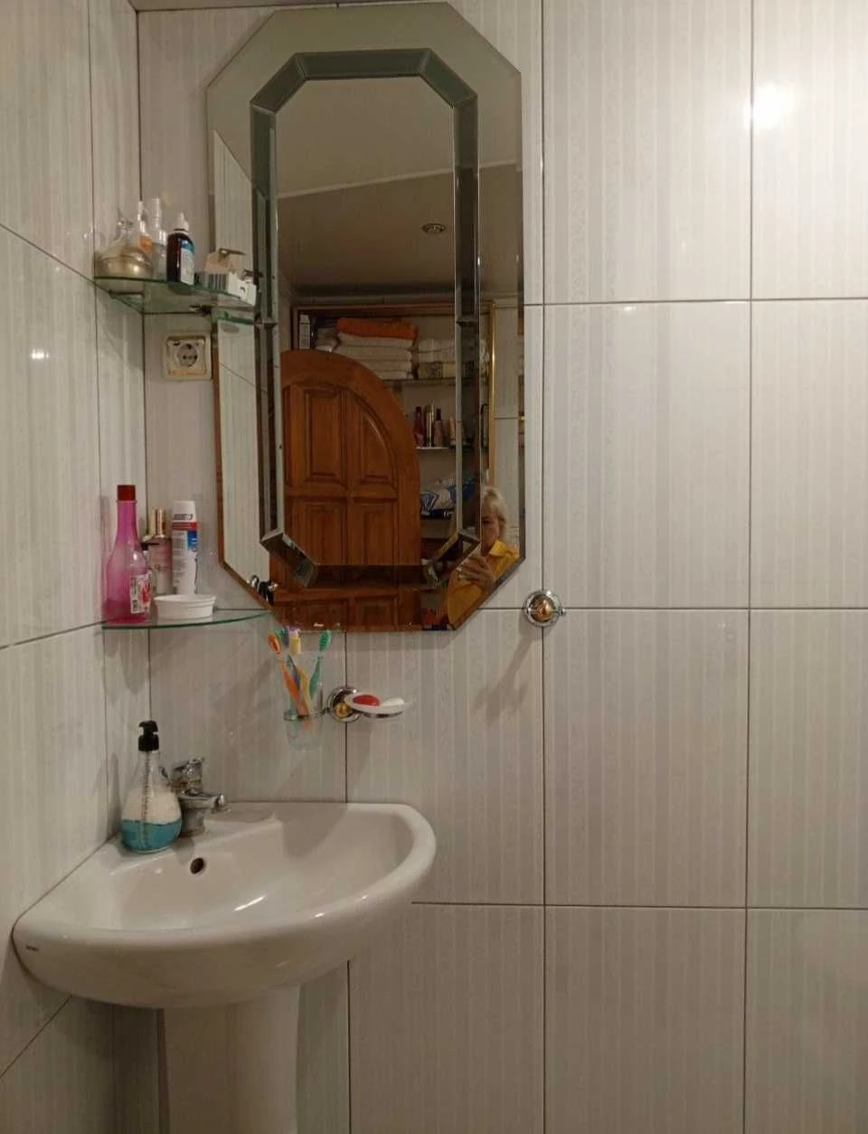 For Sale: 4-Bedroom Apartment in Graviton