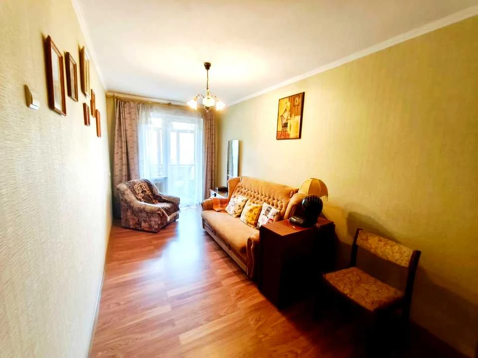 Apartment. Metro Station Andrei Sheptytsky, Kyiv