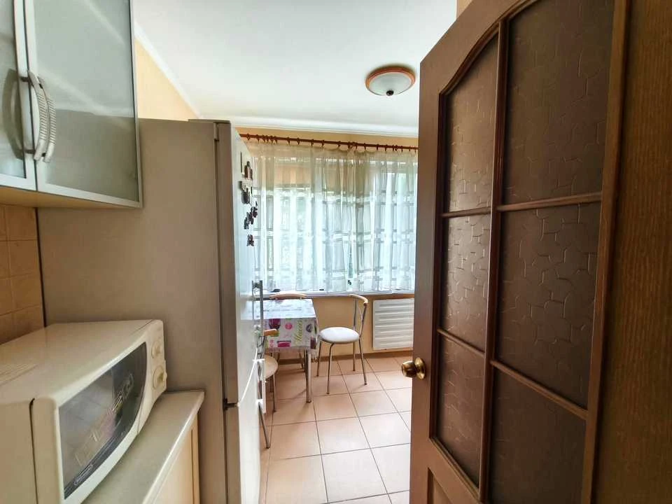 Apartment. Metro Station Andrei Sheptytsky, Kyiv
