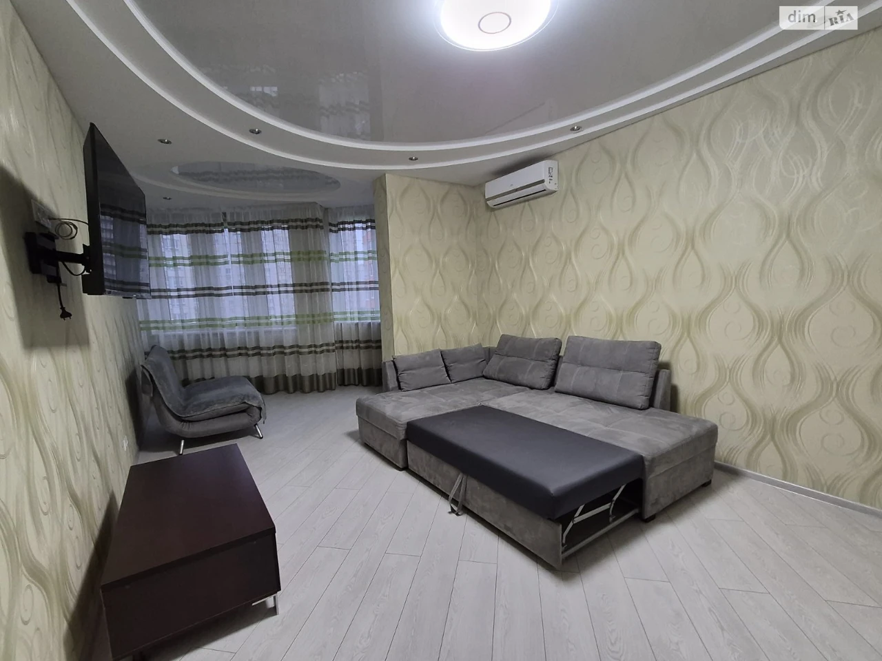 Long-Term Rental Apartment, Poznyk