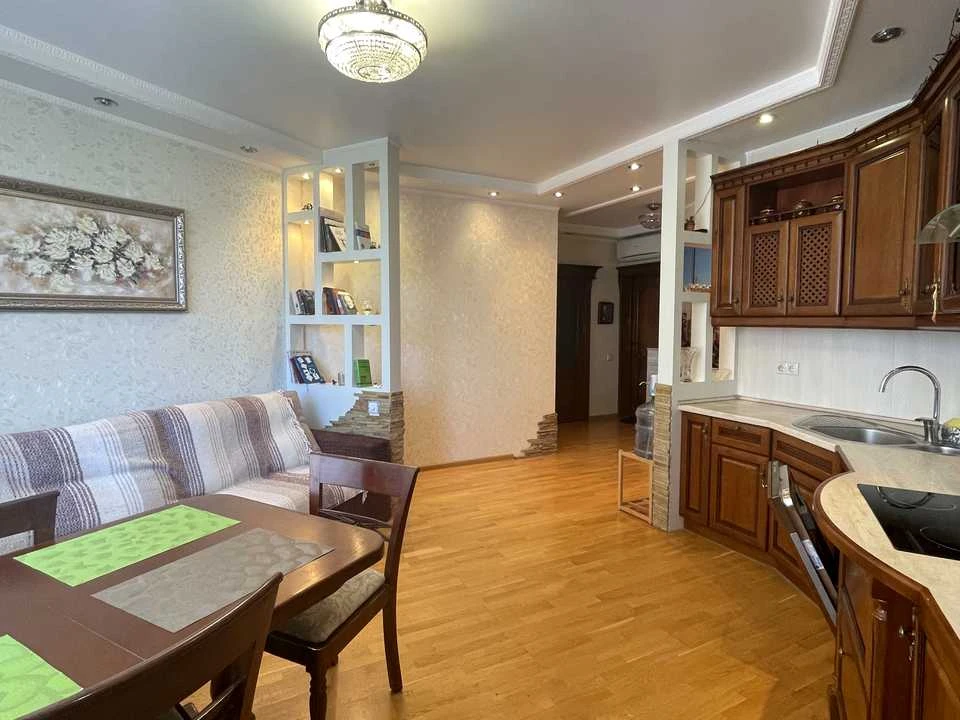 Квартира. Киев, проспект Валерия Лобановского