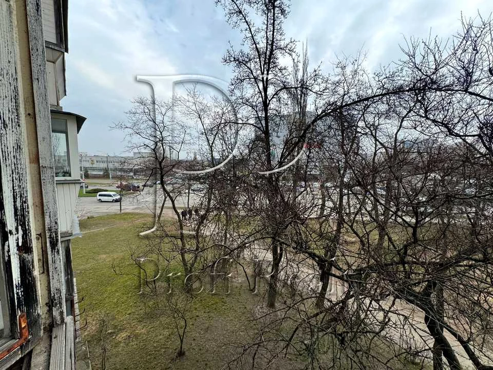 Квартира. Киев, улица Петра Куриного