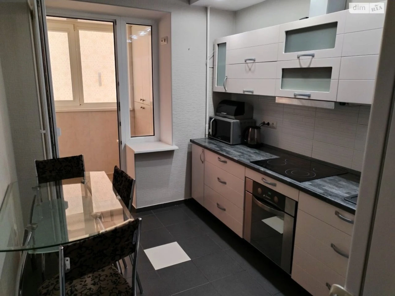 Long-Term Rental Apartment, Topola-1