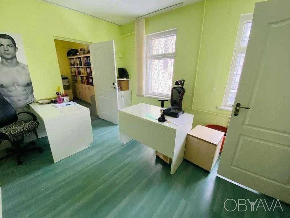 дом, 600.00 кв.м